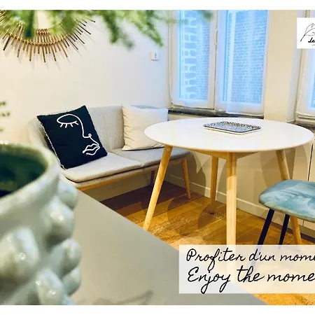 Les Anges - 6 - Place Des Heros Daire