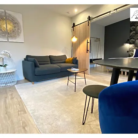 Les Anges - 6 - Place Des Heros Arras